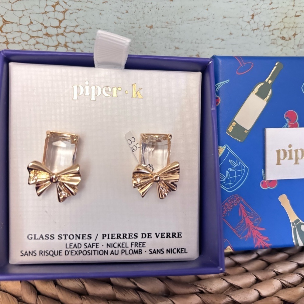 Piper K Gold Bow Stud Earrings
